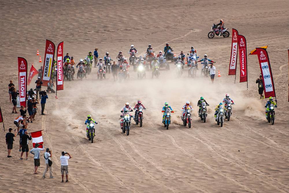 Dakar mass start stage 9